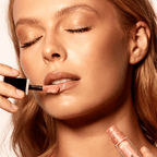 Lip Gloss Whisper