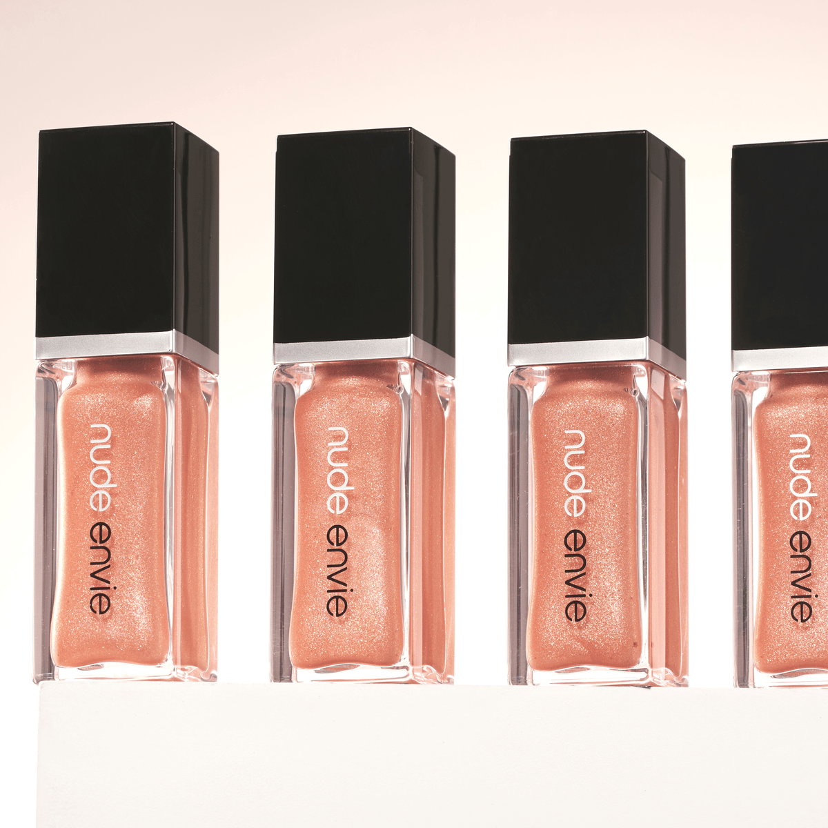 Lip Gloss Whisper